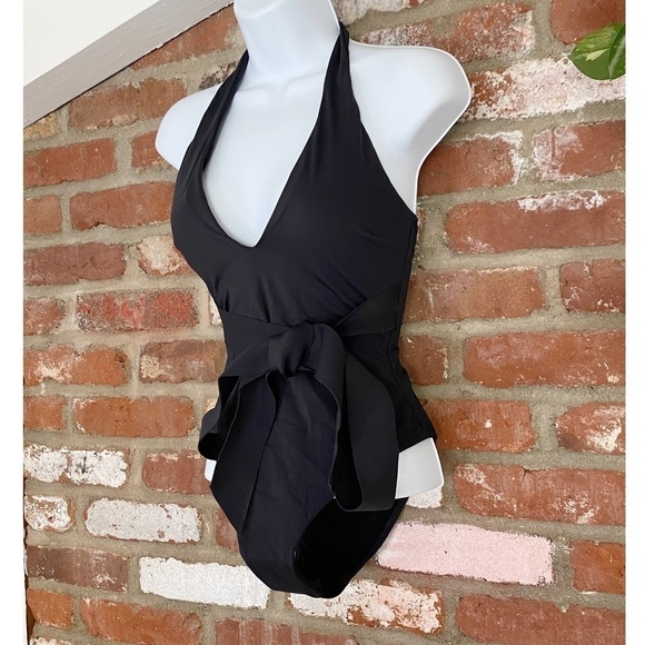 Plunge One-Piece Swimsuit by
SEA LEVEL Size 4 US New without tags - Picture 4 of 9